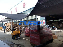 福瑞得機(jī)械微動態(tài)--座駕壓路機(jī)、手扶壓路機(jī)、灌縫機(jī)包裝發(fā)貨