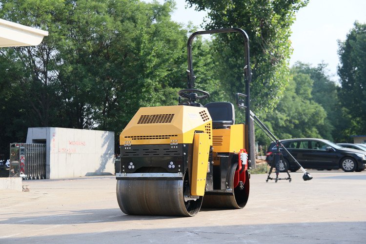 “明星款”小型壓路機(jī)，讓大家的選擇不再“迷路”！